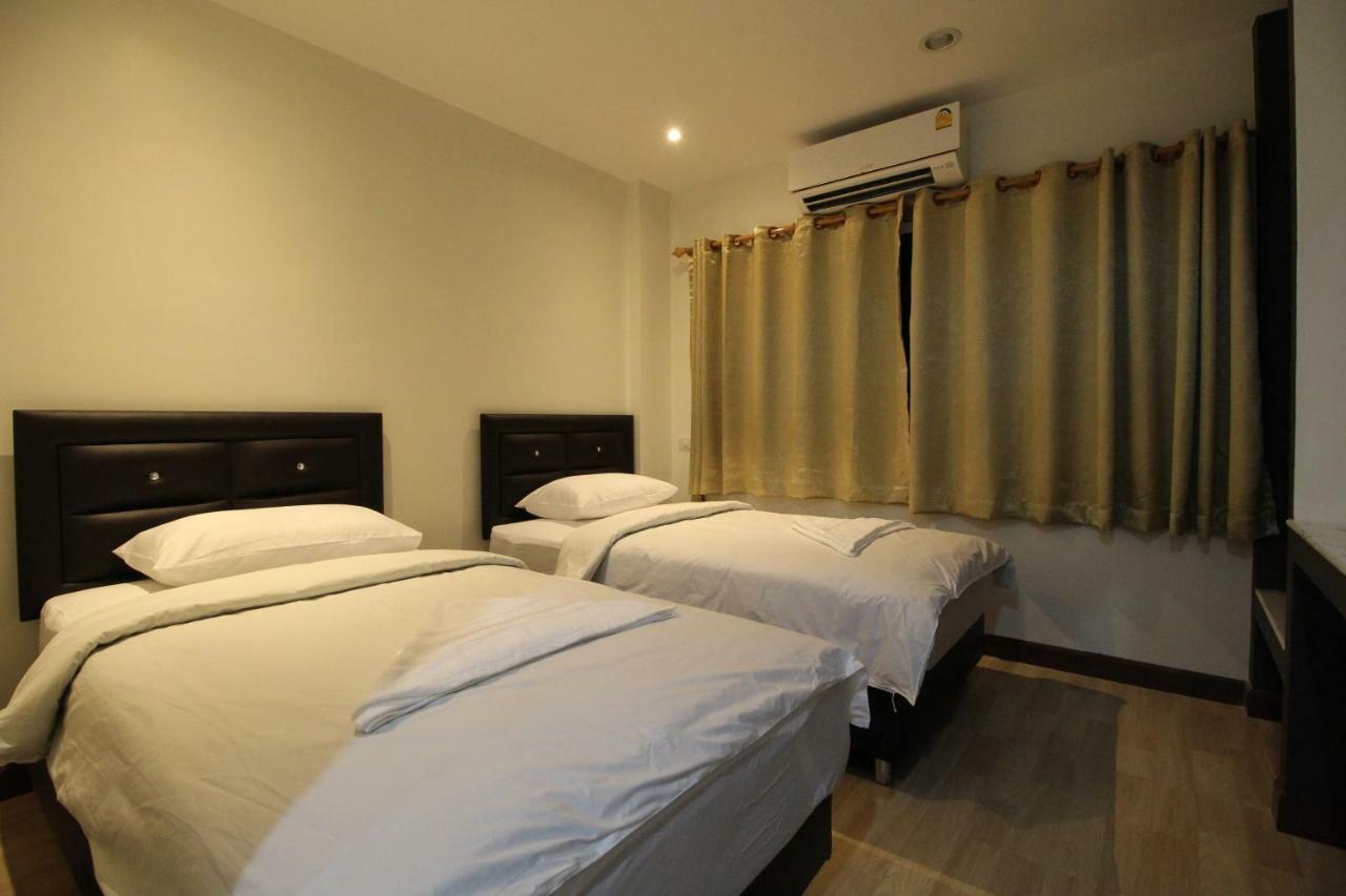 Chaiwat Guesthouse Бангкок Екстер'єр фото
